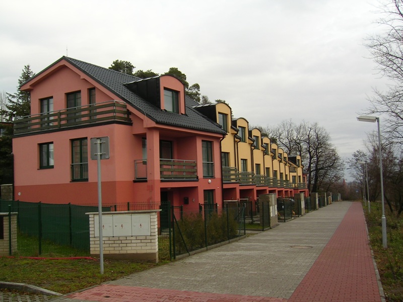 Rodiné domy na Mladé.JPG